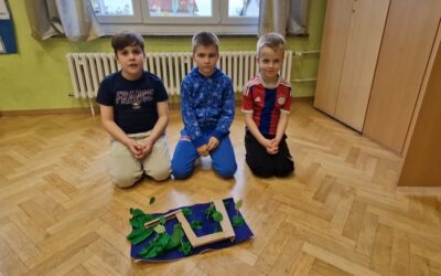 Učenici 2.b razreda sudjelovali su u kreativnom natječaju “Put pod noge”