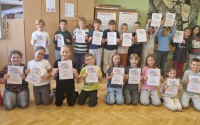 Učenici 3.b razreda priključili su se projektu pošumljavanja naše zemlje – „Volim šume“