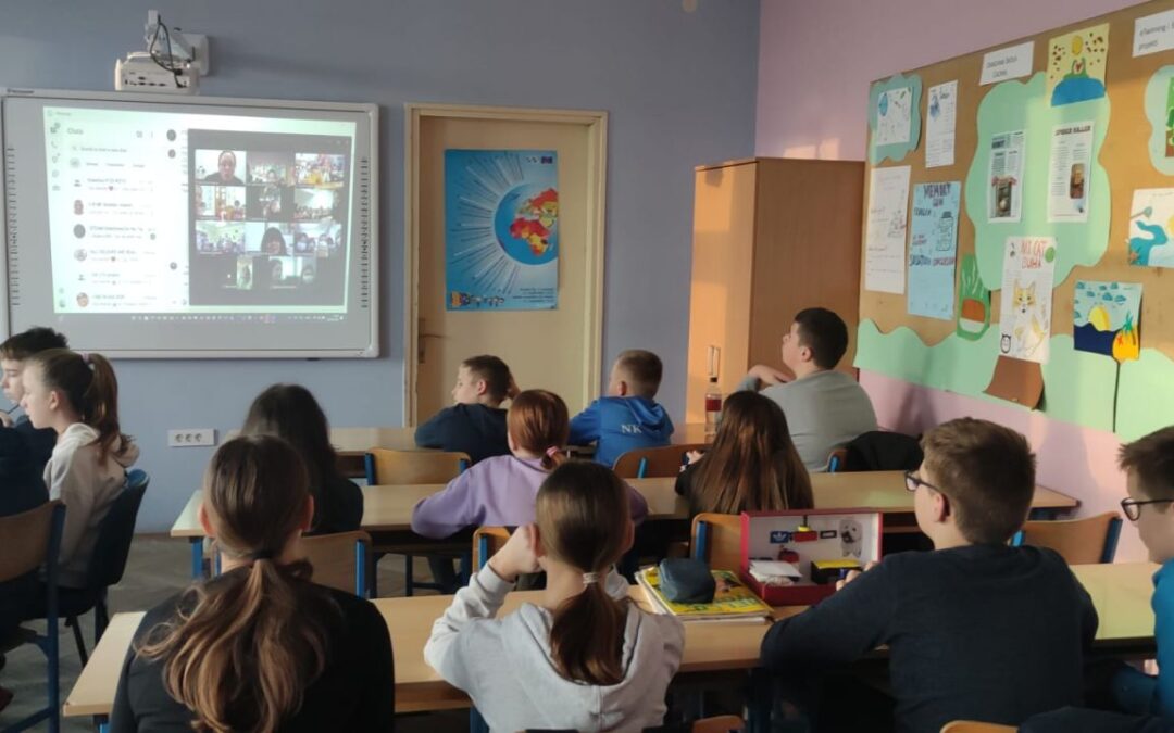 STEAM Detectives: On the Trail of Science-videokonferencija